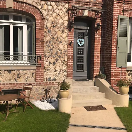 Côté Pecheur Bed & Breakfast *