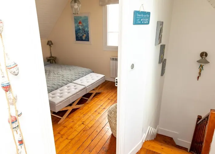 Cote Pecheur Bed & Breakfast *